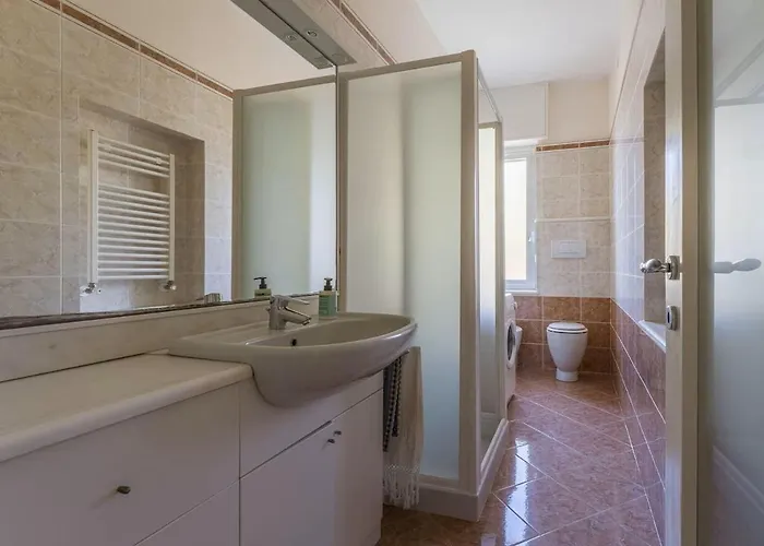 Apartman Sunshine 5 Star Sea View, Front Beach, Wifi *