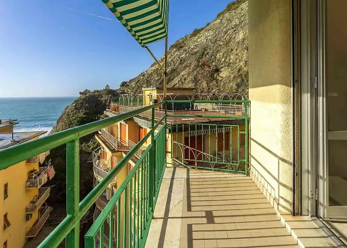 Sunshine 5 Star Sea View, Front Beach, Wifi