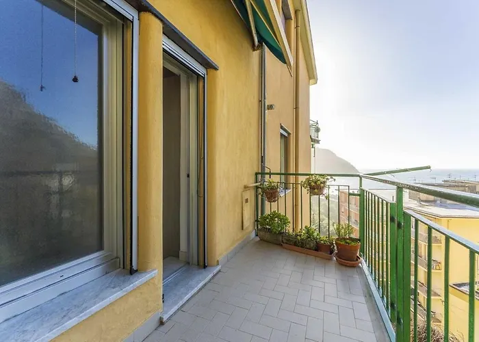 Apartman Sunshine 5 Star Sea View, Front Beach, Wifi Levanto